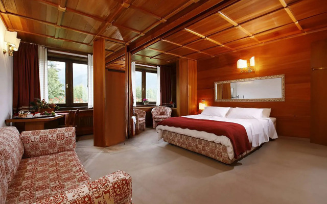 Hotel Mirage