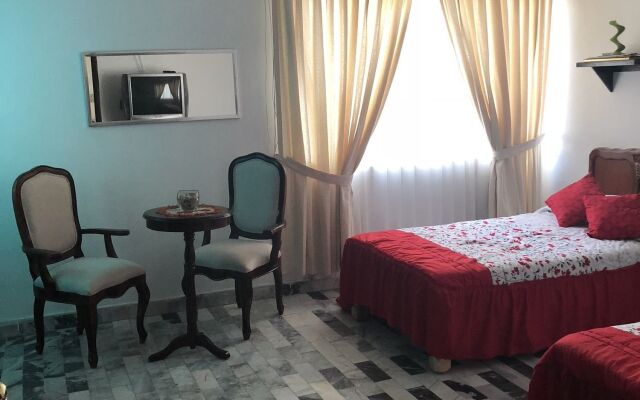 Отель Hostel Guadalajara cosmopolitan Мексика, Гвадалахара - отзывы, цены и фото номеров - забронировать отель Hostel Guadalajara cosmopolitan онлайн комната для гостей