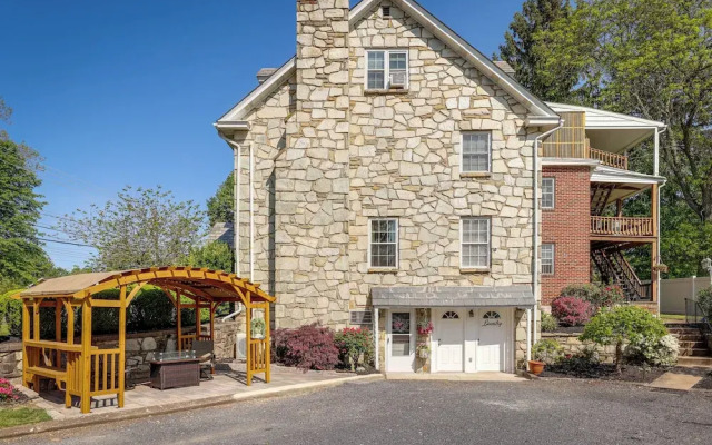 Quakertown Vacation Rental: Close to Hiking Trails