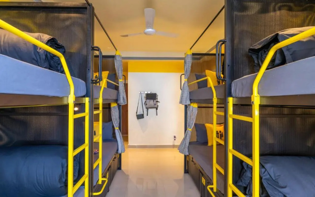 The Hosteller Dalhousie, Mall Road