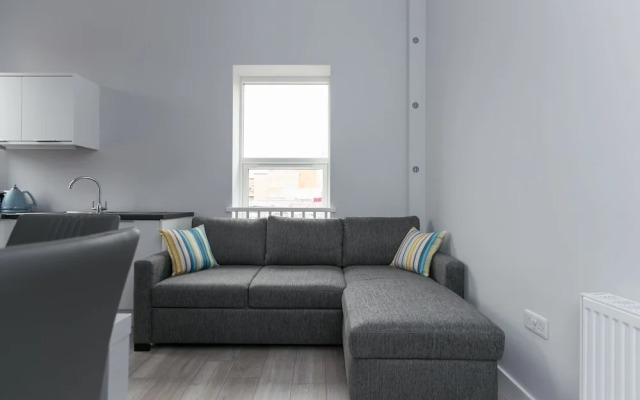 Holiday Rentals Ni-the Avenue Two