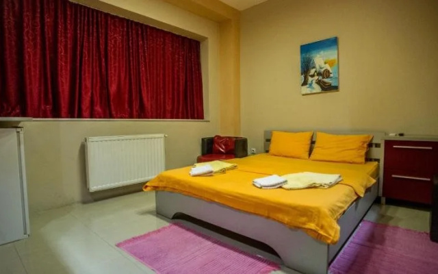 Le Palace Apartments