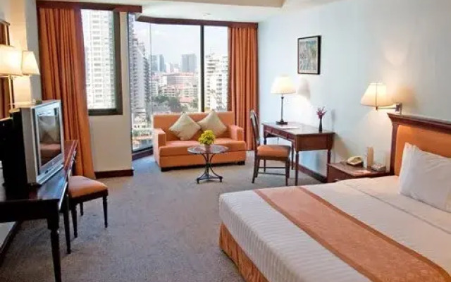 Tai Pan Hotel-4 Nights, Bangkok, Thailand