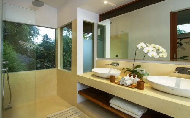 Villa Alam Taru