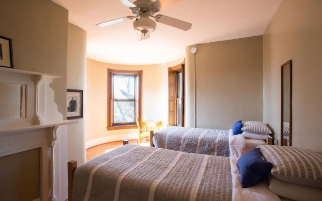 Found Places Capitol Hill Bed & Breakfast