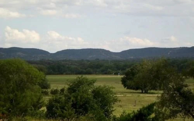 Antler Oaks Lodge and RV Resort