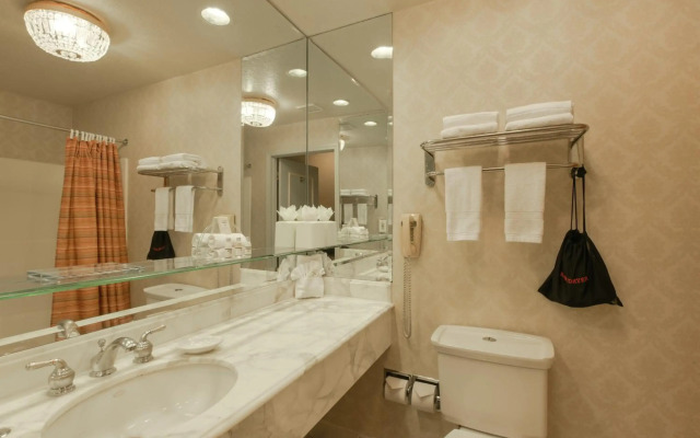 Carlyle Hotel