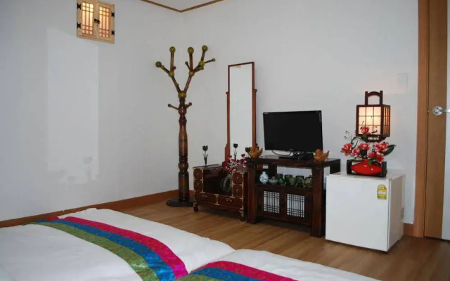 Mago Guesthouse
