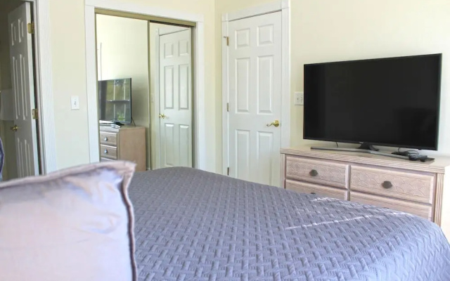 Comfortable & Spacious Villa at Myrtlewood