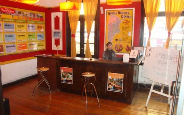 Hostel BarHouse