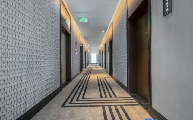 Yueyang Tower District East Railway Station Jinjiang Metropolo Hotel
