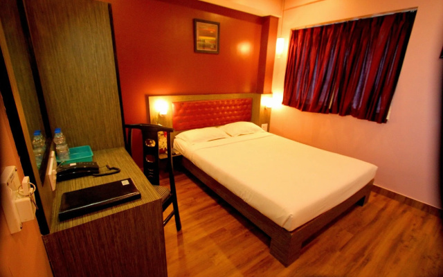 Hotel Crestwood