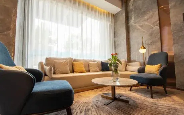 CHAMJOY Hotel (Cixi City Government Yintai City)