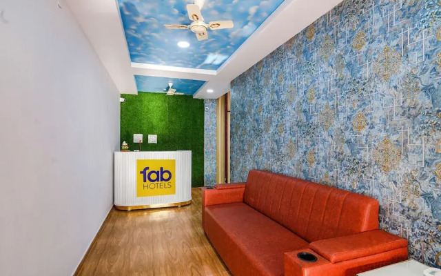 Fabhotel Grand Broholic