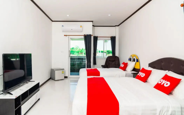 OYO 533 Runya Poolvilla
