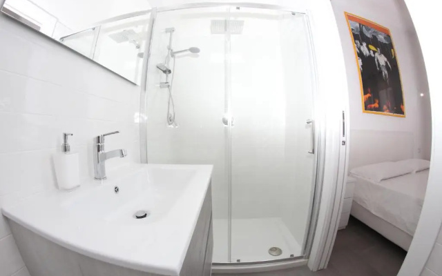 Capodimonte Hill by Mondo Suites