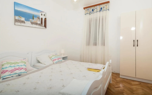Stunning Apartment in Senj With 4 Bedrooms