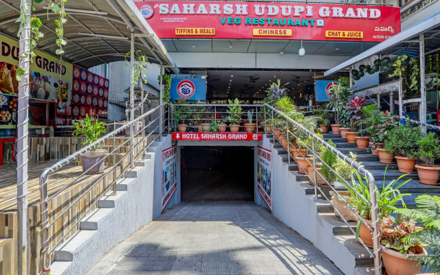 Super Hotel O Saharsh Grand