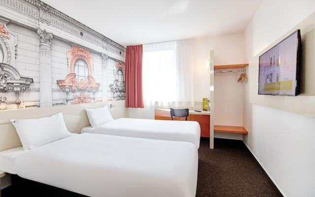 Отель B&B Hotel Lódz Centrum Польша, Лодзь - отзывы, цены и фото номеров - забронировать отель B&B Hotel Lódz Centrum онлайн комната для гостей