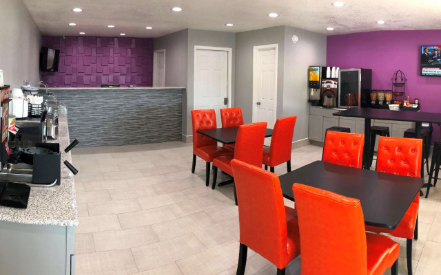 Super 8 by Wyndham Sonora