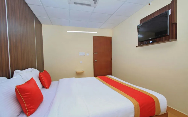 OYO 10291 Sri Venkatadri Residency