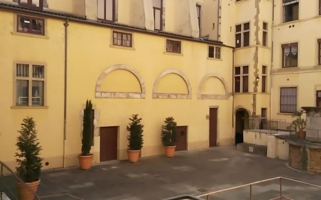 Отель Appartement Mercière Jacobins вид на фасад