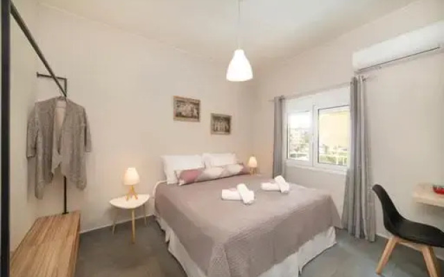 The Dreamhouse by the center