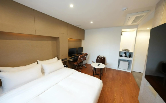 Hotel Amare