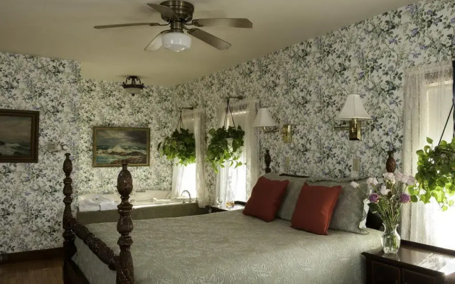 The 1661 Inn