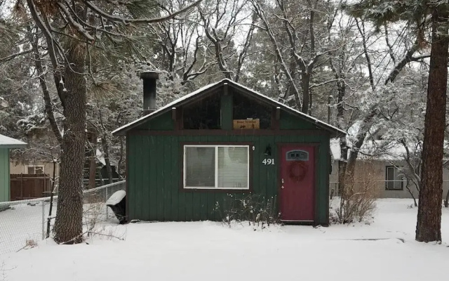Bear Tracks Cabin
