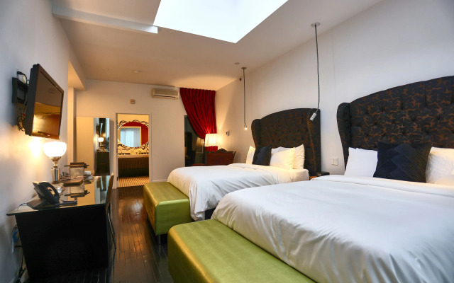 Hotel Chez Swann