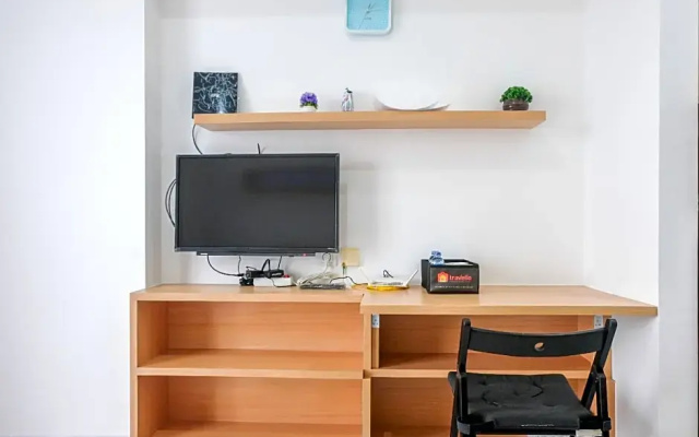 Simply Homey Studio Casa De Parco Apt By Travelio