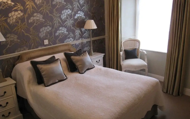 Mount Pleasant Hotel