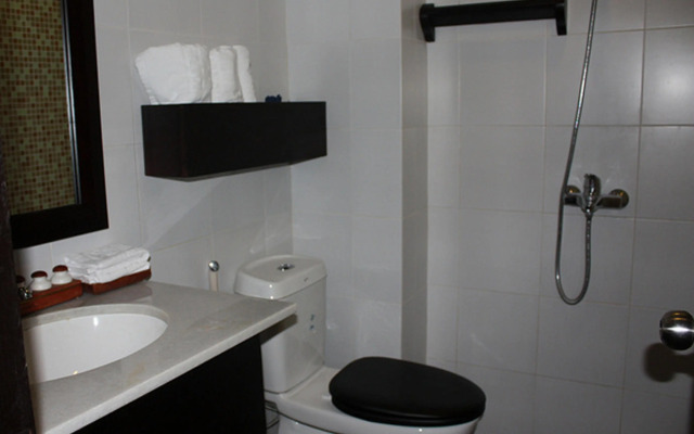 Cinnamon Hotel