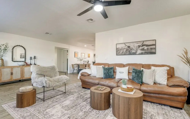 Easy Walk to Dtwn Gilbert, Family-friendly Oasis!