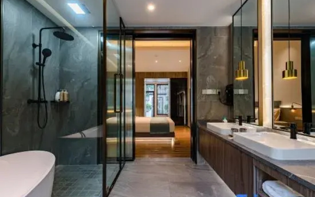 Floral Lux Hotel · Lile Hexiyuan Hotel Tai'an