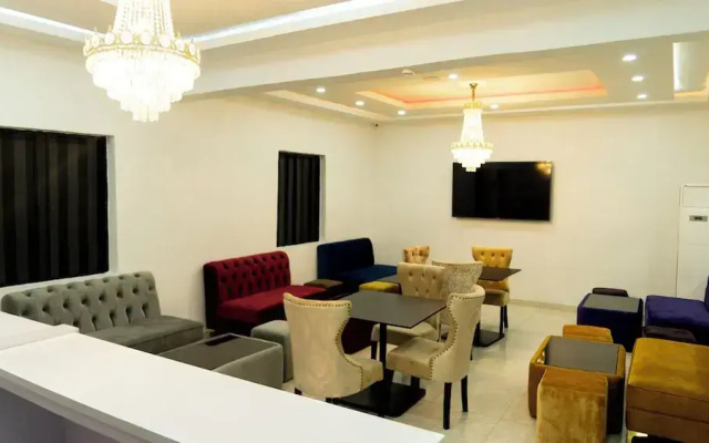 2-bed Luxury Flat - Pet Friendly - Pool - Gym