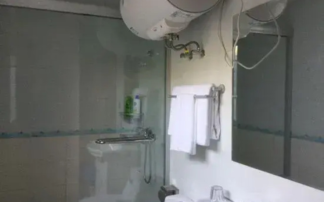 Shanghai Zhouqiao apartment