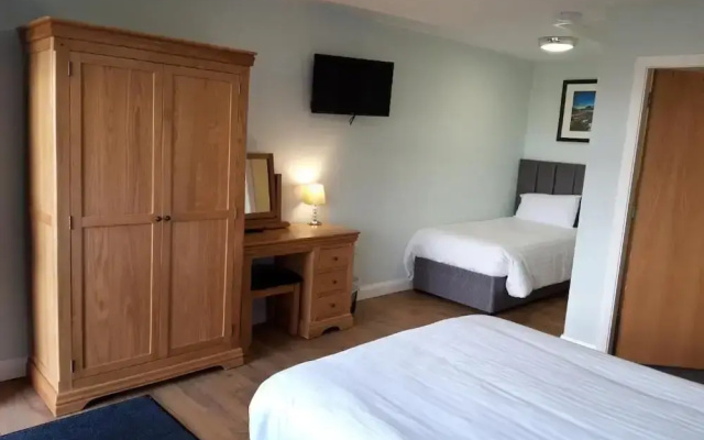 Standing Stones Lodge