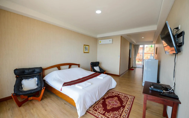 Baansuan Aokhai Beach Resort