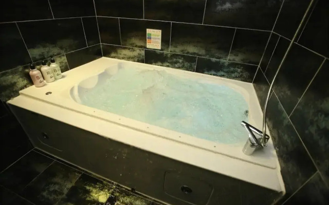 Hotel Galaxy