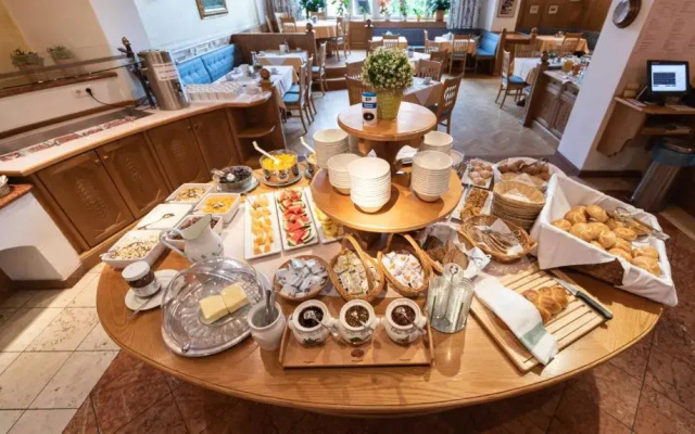 Gasthof Hotel Hauslwirt