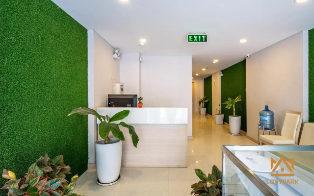 Luxy Park Hotel & Apartments-City Centre
