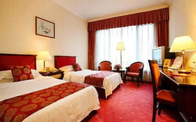 Chengdu Yinhe Dynasty Hotel