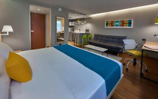 City Express Plus By Marriott Cancun Apto Riviera