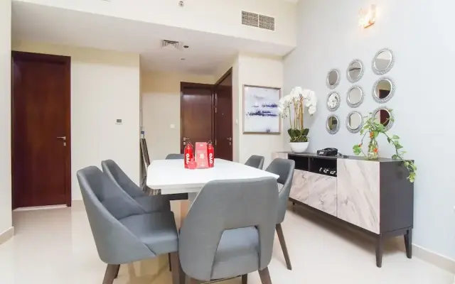 OYO 242 Home Marina Suites 2 BR
