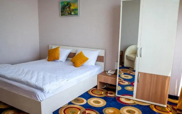 Hotel Plutitor Bella Marina Baltenii de Sus - Sulina