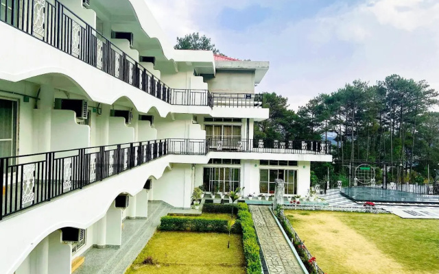 La Nicholas - Lake View ( By Summit Hotels)
