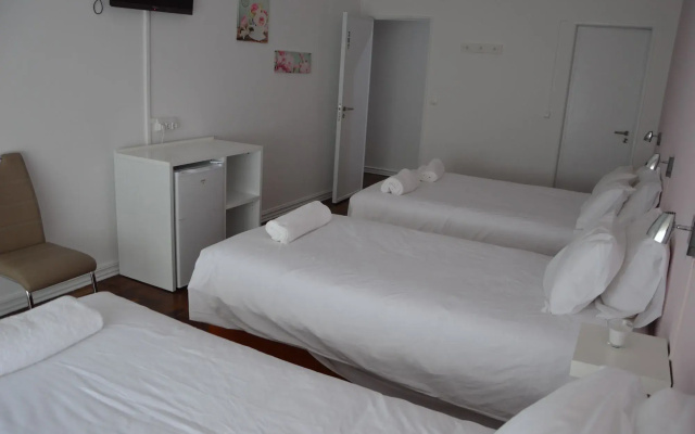 Lx Center Guesthouse
