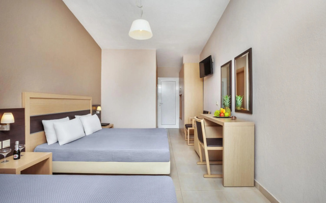 Iris Hotel